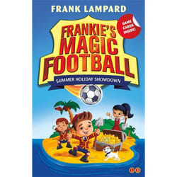 Hachette UK Summer Holiday Showdown book English Paperback 152 pages
