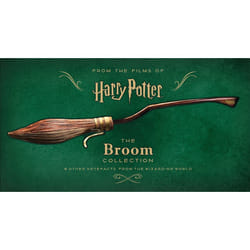 ISBN Harry Potter – The Broom Collection and Other Artefacts from the Wizarding World book English Hardcover 140 pages
