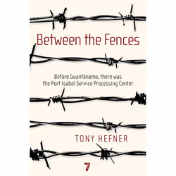ISBN Between the Fences, Biography, English, Paperback, 288 pages