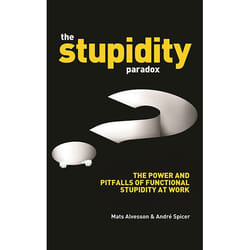Allen & Unwin The Stupidity Paradox book Business & finance English Paperback 288 pages