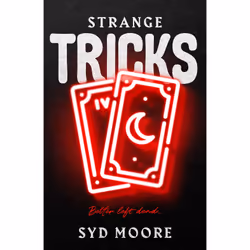 ISBN Strange Tricks - An Essex Witch Museum Mystery, English, Paperback, 1 pages