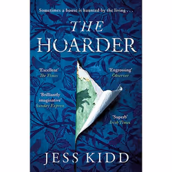 ISBN The Hoarder, Paperback, 352 pages