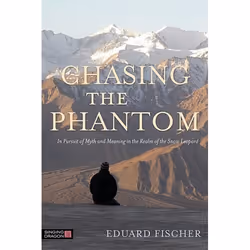 UBC Press Chasing the Phantom, Paperback, 400 pages