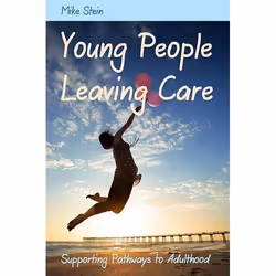 UBC Press Young People Leaving Care, Paperback