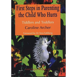 UBC Press First Steps in Parenting the Child who Hurts book Paperback 128 pages