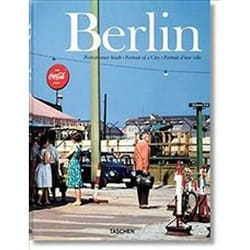 ISBN Berlin : Portrait of a City book Photography English Hardcover 671 pages