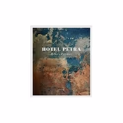 ISBN Robert Polidori: Hotel Petra, Photography, English, Hardcover, 96 pages